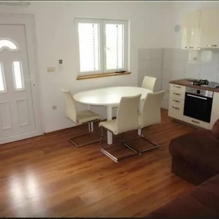 Apartman Marusin Apartment Murter